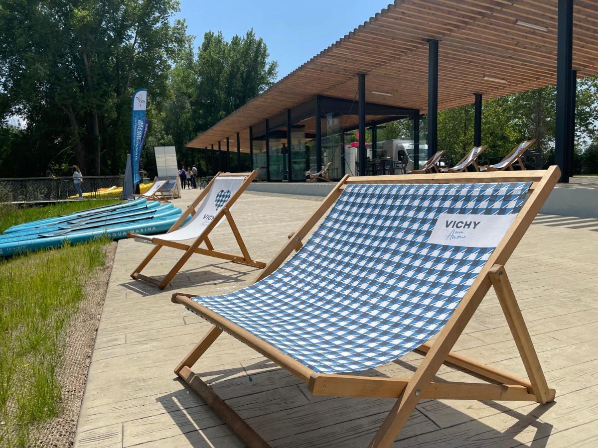Tente Lodge Pour 5 Personnes En Bordure De La Riviere Allier Au Sein D'Un Petit Camping Saint-Yorre Exteriér fotografie